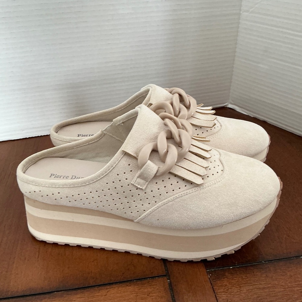 Pierre Dumas Cream Platform Slip-On Mules with Fringe and Chain Detail